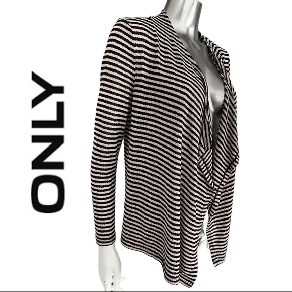 🛍️3/$40 Only  Waterfall Cardigan Stripe Knit Cardigan Size Small - Picture 3 of 5